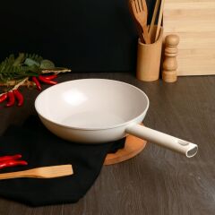 Belariva 28 cm Beyaz Silikon Saplı Wok Tava