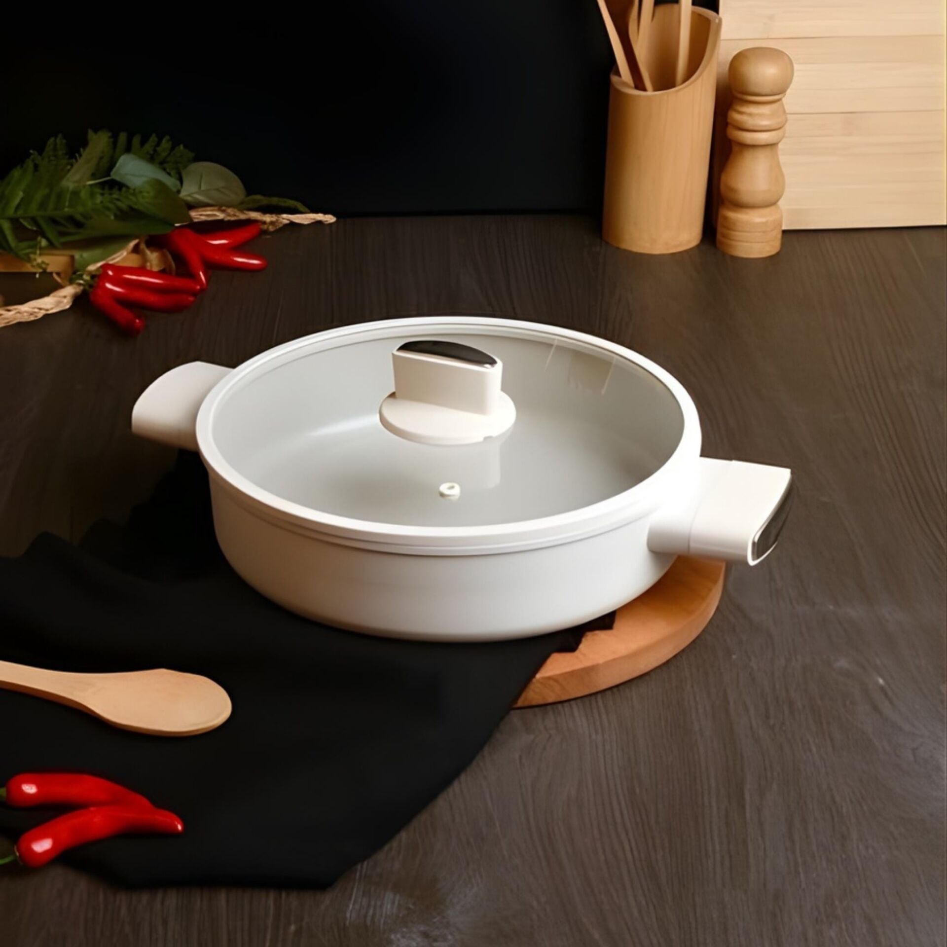 Belariva 30 cm Beyaz Silikon Saplı Basık Tencere