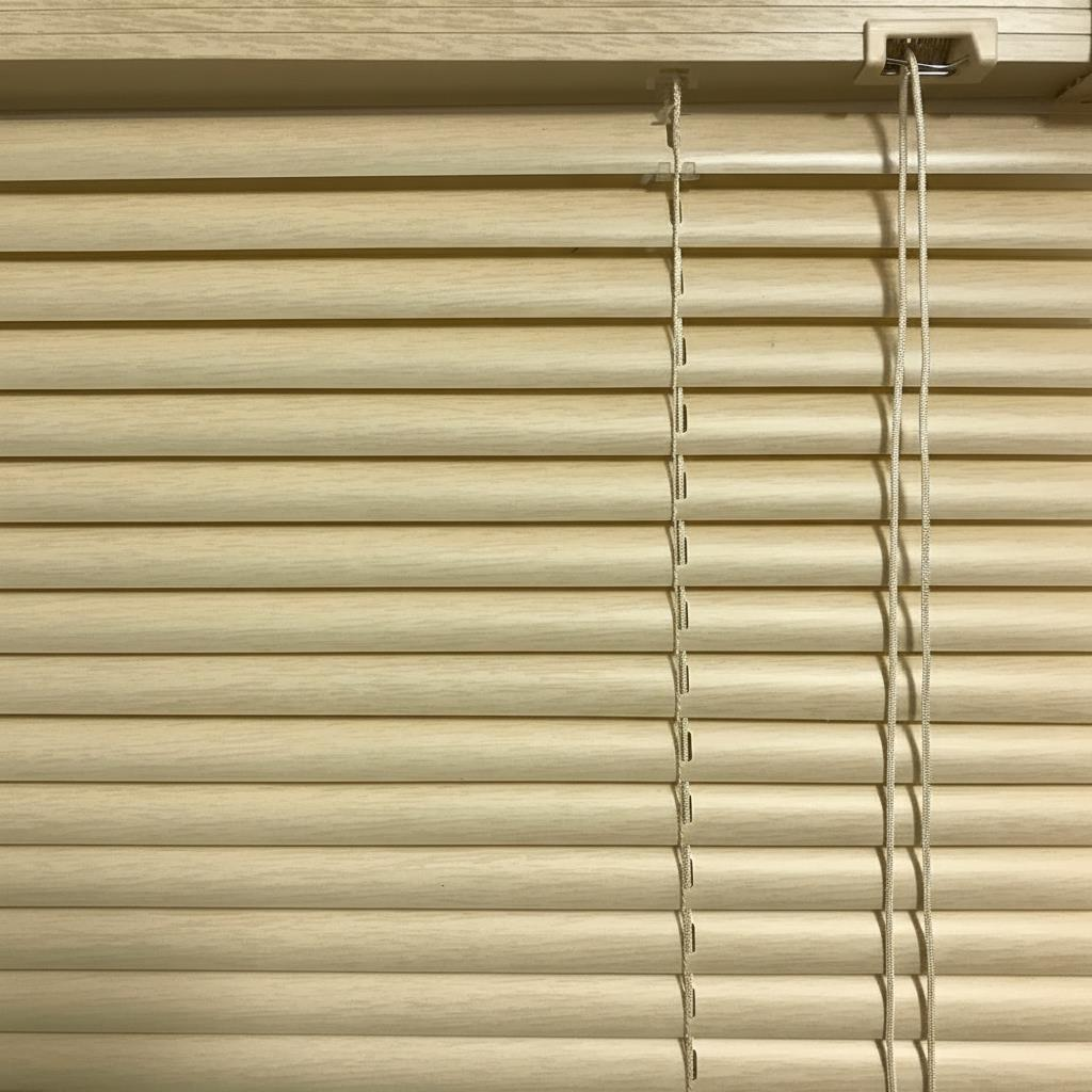 PVC Jaluzi 25mm Ahşap Desen Natural