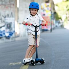 Micro Maxi Deluxe Pro LED 3 Tekerli Işıklı Çocuk Scooter Vibrant Blue