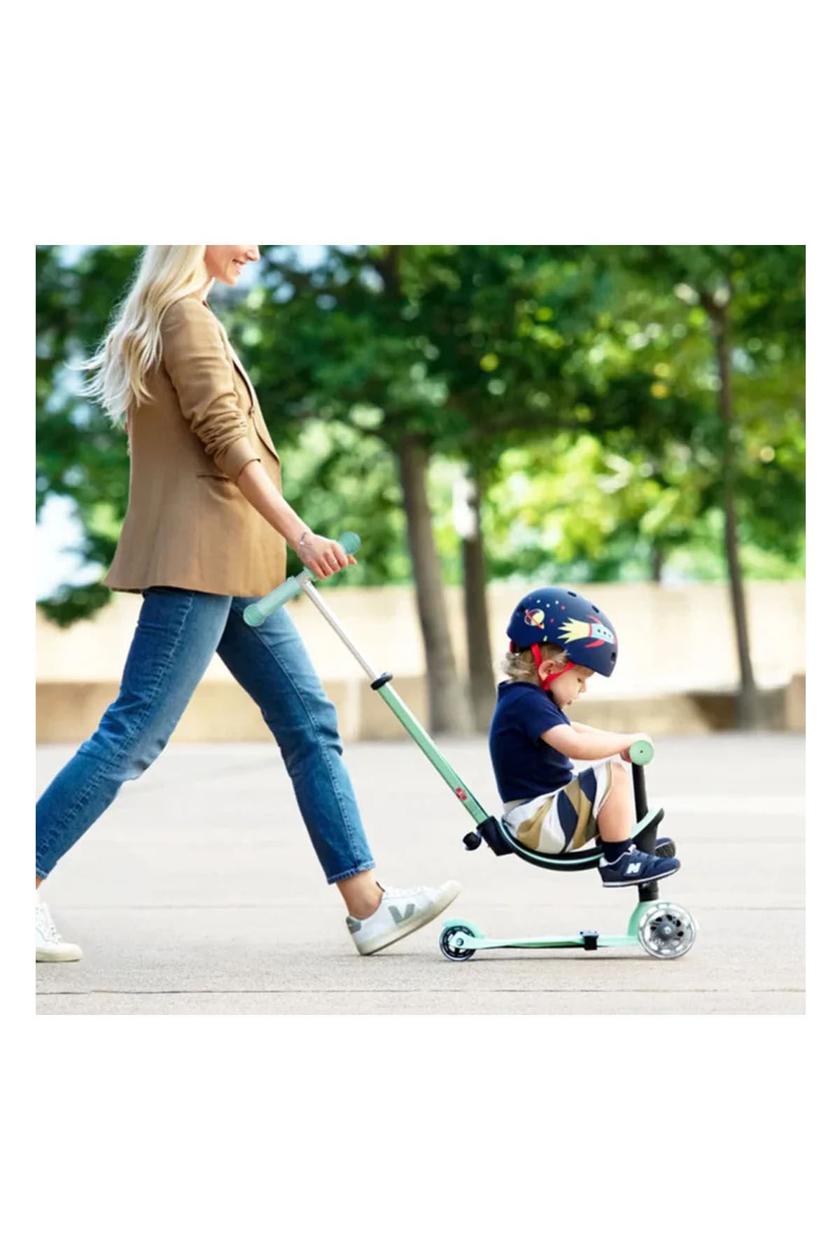 Micro Mini2Grow Deluxe Magic 3 Tekerlekli Scooter LED Mint Mint