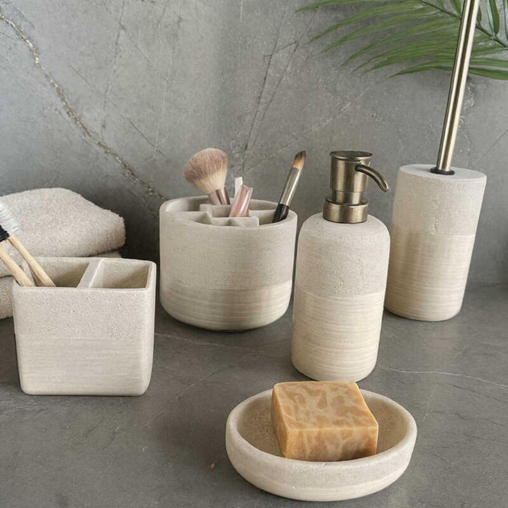 Charm Banyo Seti 5 Parça