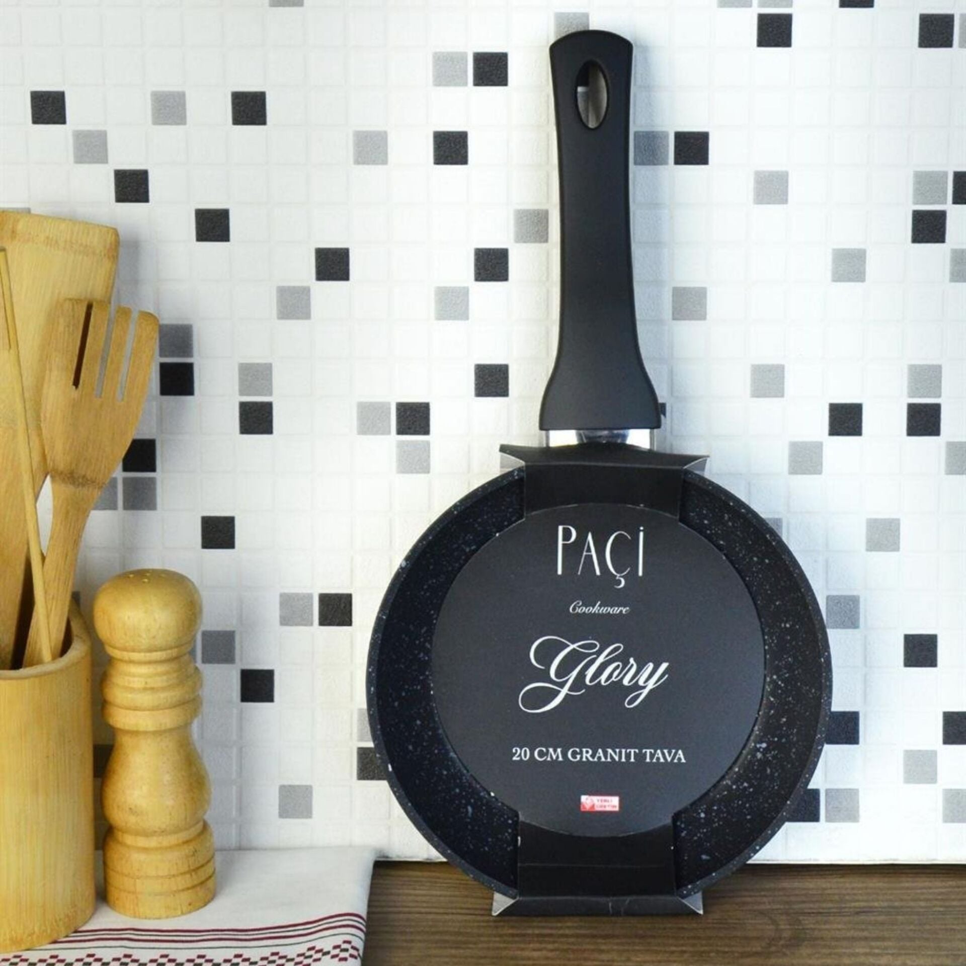 Paçi 20 cm Mat Siyah Granit Tava